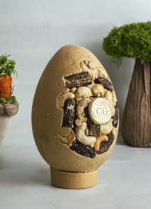 Ovo Cravejado Gold Callebault